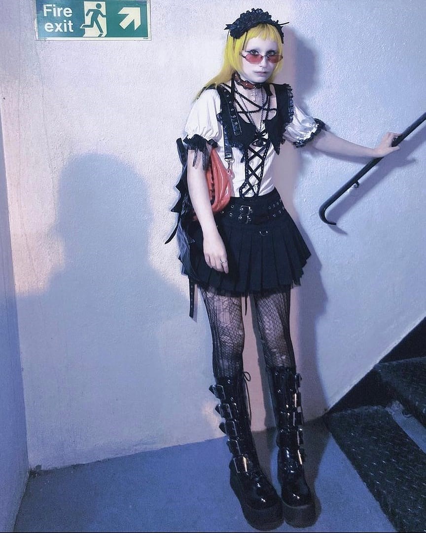 Demonia Trashville-518 Lakkbőr Női Térdig Érő Csizma Fekete | ZAYN-Ⅺ